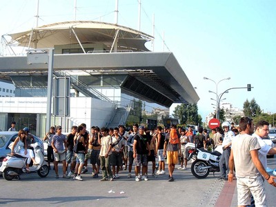 Συλλήψεις τρίων αλλοδαπών χθες βράδυ στο...