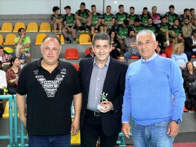 Ο υποψήφιος δήμαρχος Πατρέων Γρηγόρης Αλ...