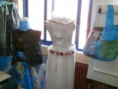 Ρούχα από σακούλες έφτιαξαν μαθητές στην Ξάνθη 