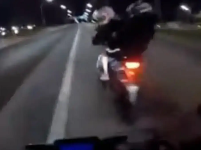 Αδιανόητη κλοπή μοτοσικλέτας σε αυτοκινη...