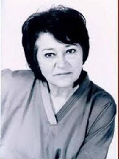 Η Νέλλη Σεμιτέκολο.