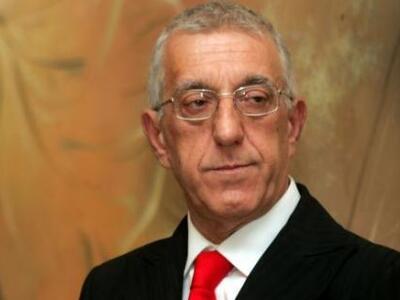 "Δεν έχω αποφασίσει αν θα δώσω ψήφο...