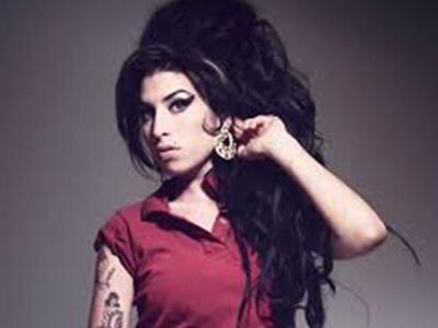 Η Amy Winehouse είχε υποστεί εγκεφαλική βλάβη
