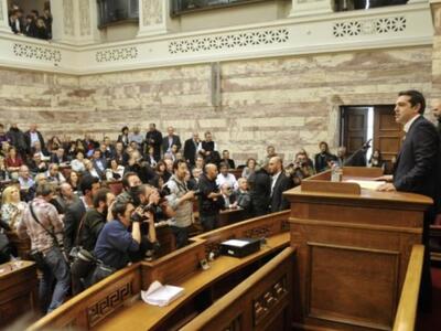 Συνεδριάζει στις 11 το πρωί η Κοινοβουλε...