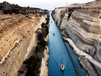 «Κλείνει» από σήμερα η Διώρυγα της Κορίν...