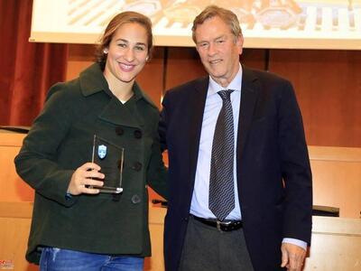 Η Νόρα Δράκου με τον Γιάννη Ιωαννίση