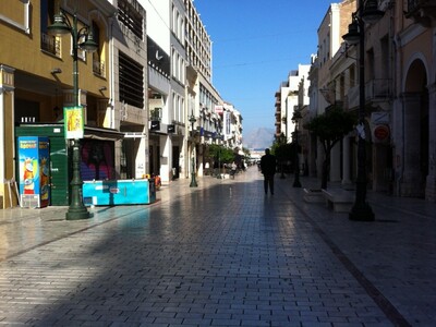 Εμποροϋπάλληλοι Πάτρας: Ζήτω η Εργατική Πρωτομαγιά