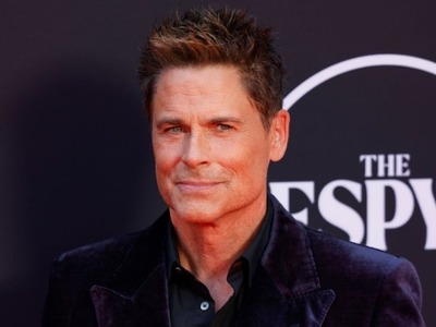 Ο Ρομπ Λόου ενώνει τις δυνάμεις του με τ...