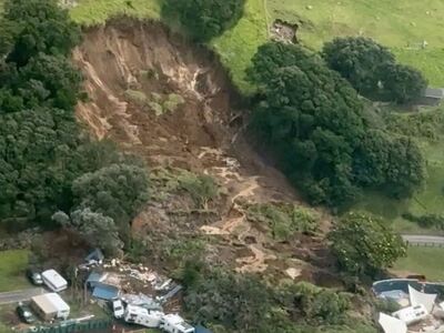 Νέα Ζηλανδία: Η στιγμή που το έδαφος κατ...