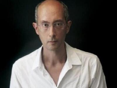 Ο Make up artist Aχιλλέας Χαρίτος έρχετα...