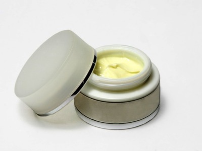 Ο ΕΟΦ απαγόρευσε 74 καλλυντικά –Ανάμεσά ...