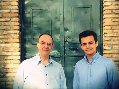 Ανθρω…ποιά; 