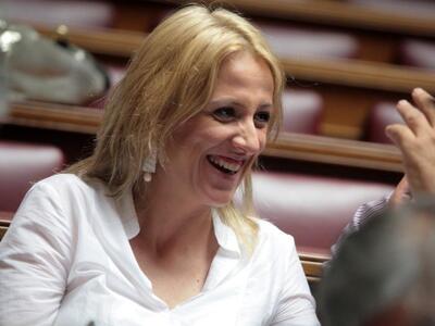 Ρένα Δούρου: Τέσσερις προτάσεις για την ...