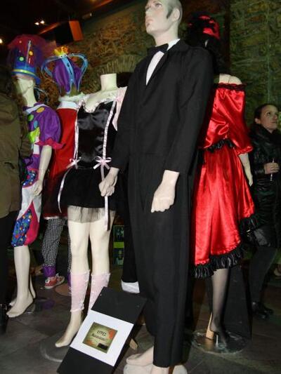 GROUP 125 - KYΡΙΕΣ ΜΟΥ!!!!