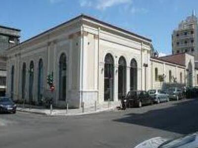 Υποδείξεις και άλλα λόγια να αγαπιόμαστε