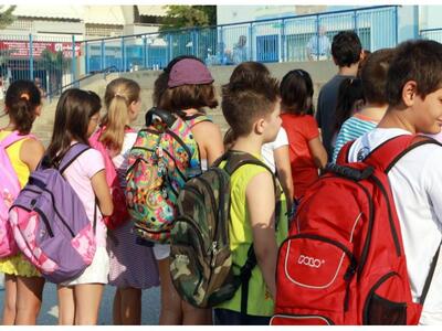 Νέα σχολική χρονιά με 6.000 κενά - Τι γί...