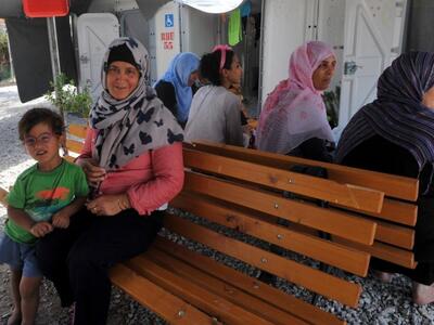 Οι μισοί Ευρωπαίοι φοβούνται τους πρόσφυγες