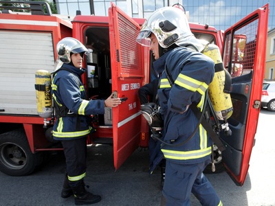 Στα Ροΐτικα για εξακρίβωση η πυροσβεστική