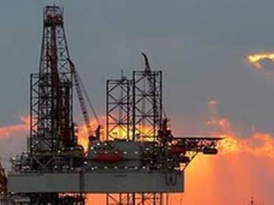 Τεράστιο κοίτασμα πετρελαίου κάτω από αε...