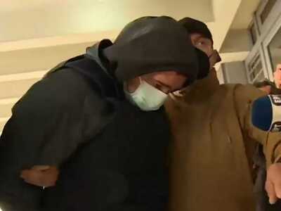 Στον εισαγγελέα με αποδοκιμασίες ο 23χρο...