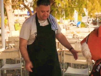 Ο ταβερνιάρης Γιατράς και τα... κολοκύθι...