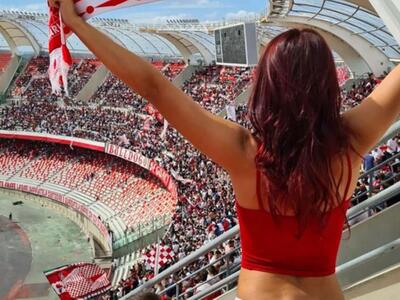 Η αστυνομία ερευνά 21χρονη οπαδό της Μπά...