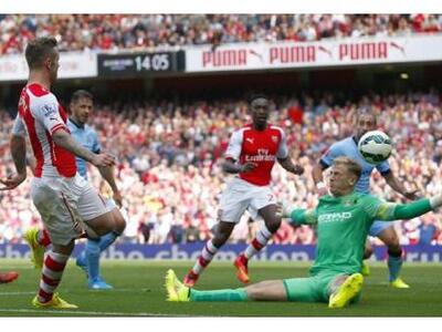 Ισοπαλία στο «Εμιρέιτς» (2-2) για Άρσενα...