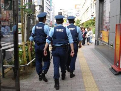 16χρονη στραγγάλισε και αποκεφάλισε συμμ...