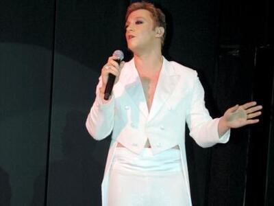 Ο Τάκης Ζαχαράτος μιλάει για την οικογέν...