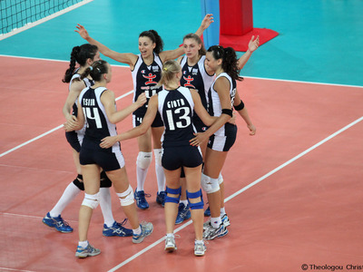 Πρώτη φετινή νίκη της Εθνικής βόλεϊ γυνα...