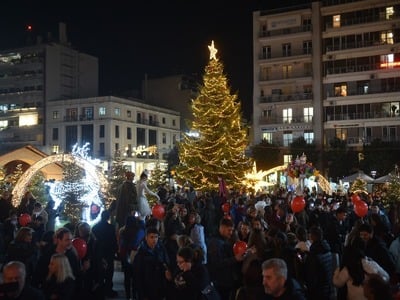 Πάτρα: Ανάβει απόψε το Χριστουγεννιάτικο...