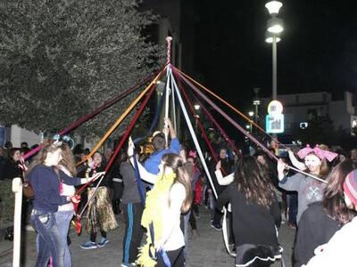 “Δρόμοι της αποκριάς”: Ένα γιορτινό αποκ...