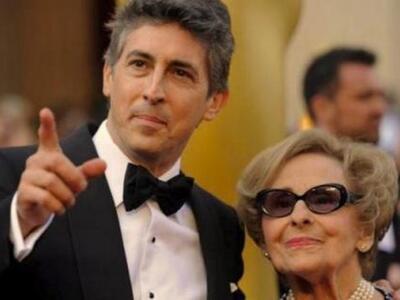 Ποιός είναι o βραβευμένος με 2 Όσκαρ Αιγ...