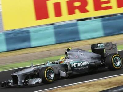 Ο Χάμιλτον την pole position