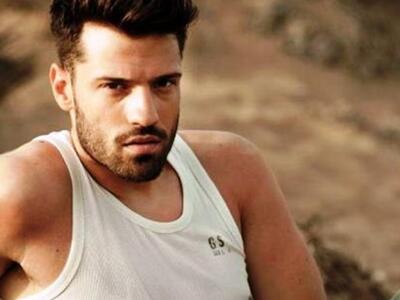 Δείτε τον Κωνσταντίνο Αργυρό πιτσιρικά σ...