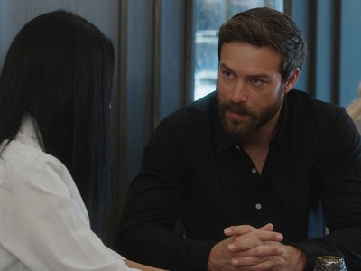 Η Γη της ελιάς: Η Αθηνά καλεί τον Μιχάλη...