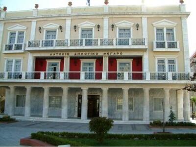 Άγρια ενδοπαραταξιακή διαμάχη στο Δημοτι...