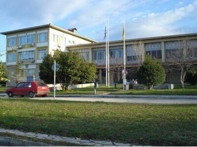 Πανεπιστημιούπολη Πάτρας: Ο επιδειξίας μ...