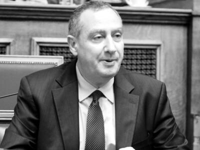 Καταδικάστηκε για χρηματισμό από επιχειρ...