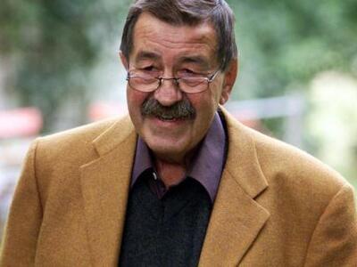 Γκίντερ Γκρας: Με την πολιτική που ακολο...