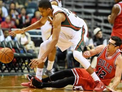 Φοβερή φάση από τον Γιάννη Αντετοκούνμπο...