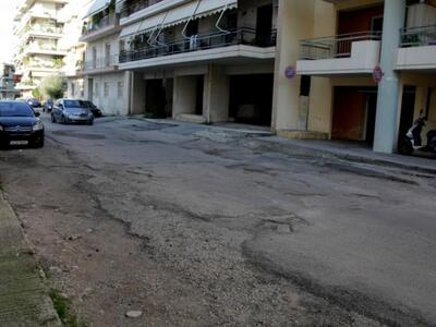 Πάτρα: Κι όμως αυτός λέγεται δρόμος- Έντ...