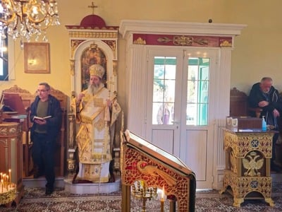 Ο Θεοφιλέστατος Επίσκοπος Κερνίτσης κ. Χ...