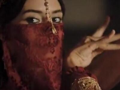 Το στριπτίζ της Σιλά τελειώνει άρον-άρον...