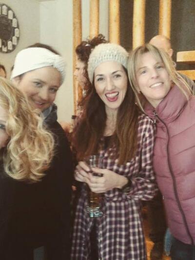 Τσίκνα με γυναικεία χαμόγελα