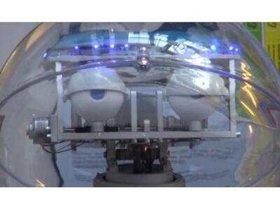 Tο ρομπότ Μπόρις, βοηθάει στο πλύσιμο πιάτων