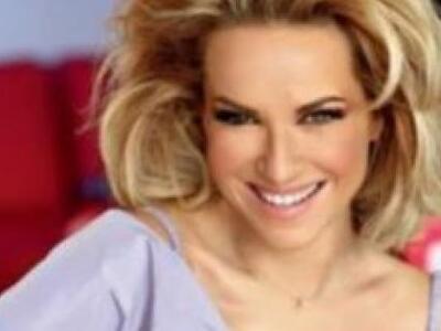 Αγαπώ την κυτταρίτιδά μου, λέει η Μαρία Μπεκατώρου