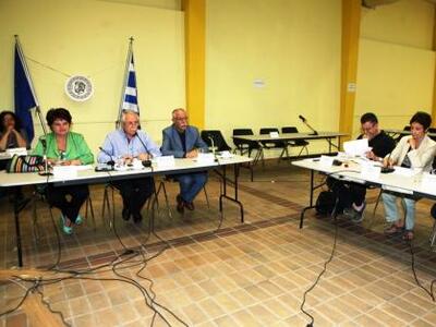 Πάτρα: "Μπλόκο" από το Δημοτικ...