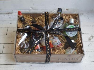 Ένα από τα δεκάδες Αχαϊκά Καλάθια Δώρου ...