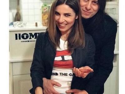 Η φωτογραφία που πυροδότησε τις φήμες γι...